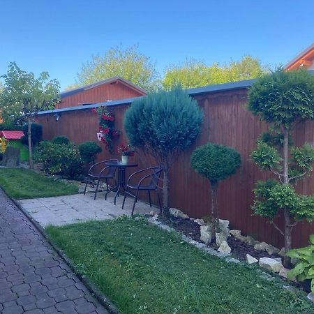 Pokoje Sylwia Z Aneksami Kuchennymi W Kazdym Pokoju Устронь Экстерьер фото